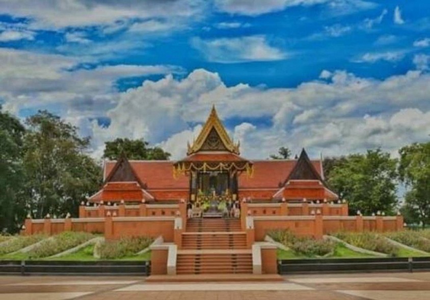 เหมาแท็กซี่ รับส่ง สนามบิน